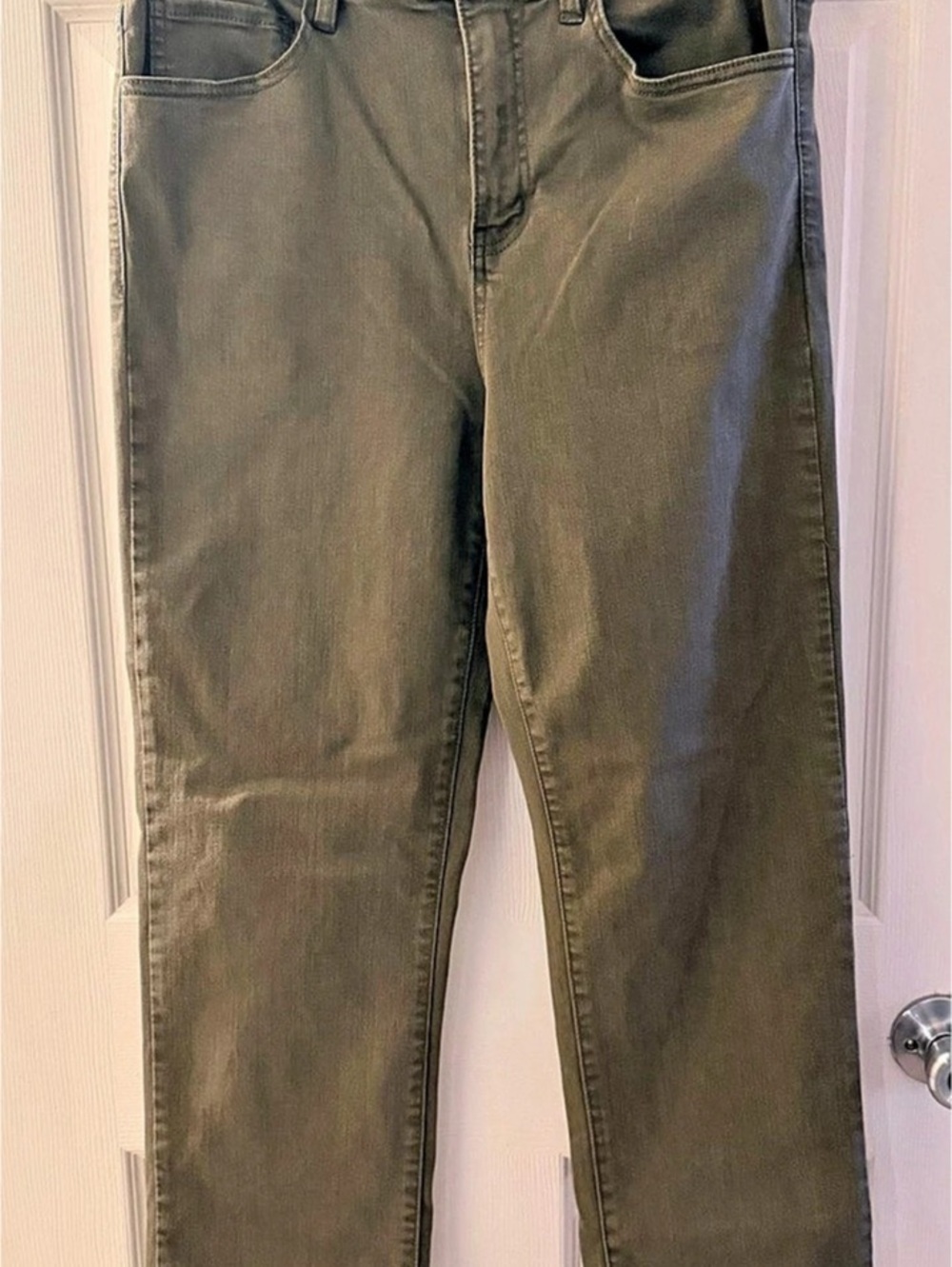 Well Worn Straight Leg Olive Green Stretch Jean Waist 12/32 Jeans